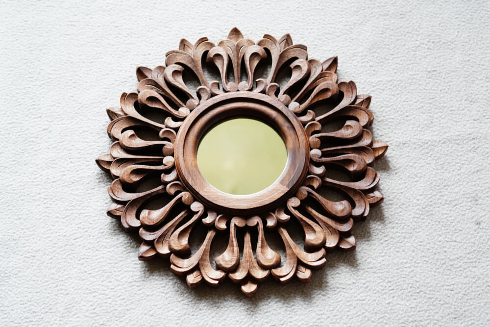 Woodcarved Mirror "Rosette" - Image 12