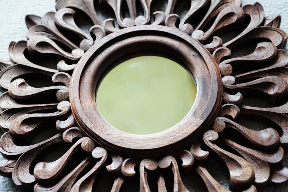 Woodcarved Mirror "Rosette" - Image 9