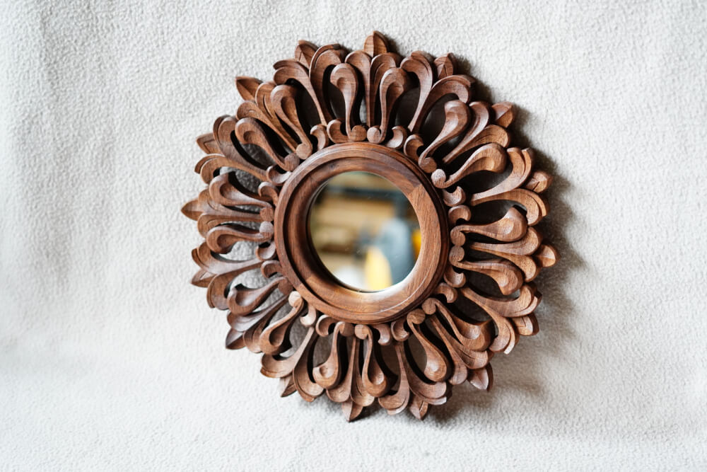 Woodcarved Mirror "Rosette" - Image 2